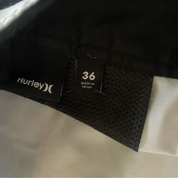 Men’s Hurley board shorts size 36, READ - Picture 4 of 9